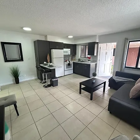 Apartment In Hollywood Close To Shops & Beach 110 Exterior photo